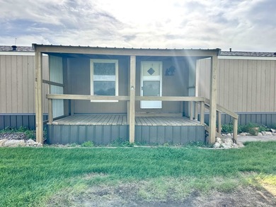 Come enjoy the charm of small town living in Pond Creek! - photo 3