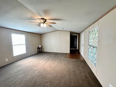 Come enjoy the charm of small town living in Pond Creek! - photo 5