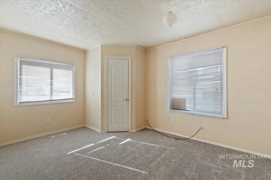 Spacious 3-Bedroom, 2-Bath Manufactured Home on Owned Land - No