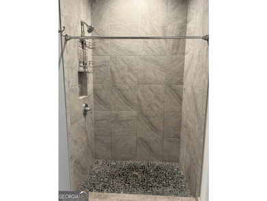 WOW! Fabulous home is ready for new buyer(s)! A true end unit! - photo 16