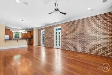 Welcome to upscale living in the heart of Savannah's downtown - photo 9