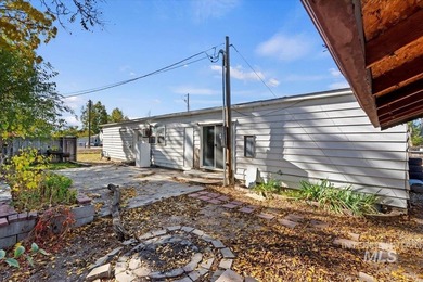 Spacious 3-Bedroom, 2-Bath Manufactured Home on Owned Land - No