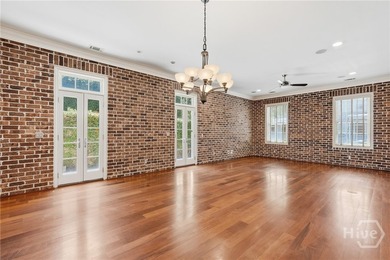 Welcome to upscale living in the heart of Savannah's downtown - photo 10