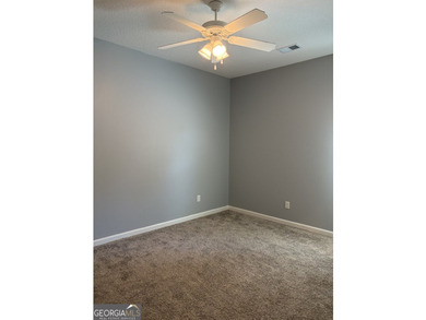 WOW! Fabulous home is ready for new buyer(s)! A true end unit! - photo 21