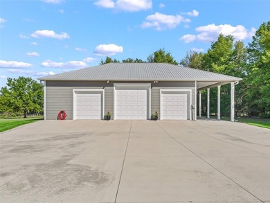 NOW OFFERED UNDER $1M~LOVELY HOME IN PRIVATE GATED LAKE WEIR - photo 22