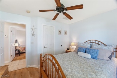 Welcome to 2512 NW 8th Pl, Cape Coral, FL 33993. HUGE PRICE - photo 30