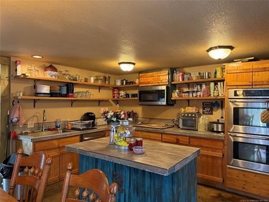This is the BARNDOMINIUM you always wanted! Set perfectly on a 4 - photo 34