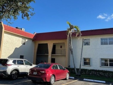 Lake Condo For Sale in West Palm Beach, Florida