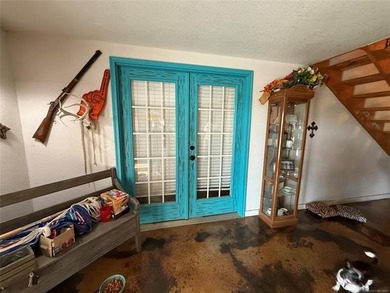 This is the BARNDOMINIUM you always wanted! Set perfectly on a 4 - photo 45