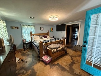 This is the BARNDOMINIUM you always wanted! Set perfectly on a 4 - photo 46