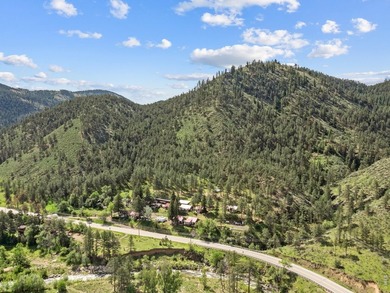 A rare and compelling income property opportunity along the - photo 8
