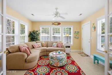 Welcome to Oak Ridge Plantation, where coastal convenience meets - photo 12