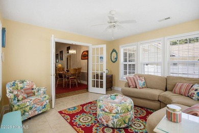 Welcome to Oak Ridge Plantation, where coastal convenience meets - photo 13