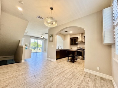 Immaculately Maintained, Like-New 3-Story Townhome In Atlantic - photo 13