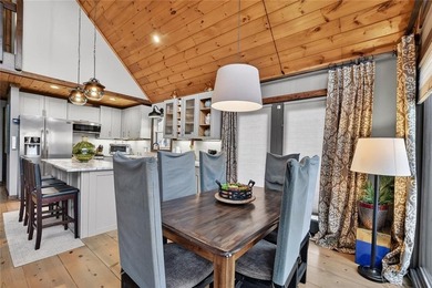 This retreat is the perfect mountain getaway. This remodeled - photo 14