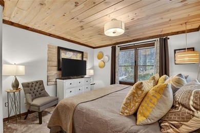 This retreat is the perfect mountain getaway. This remodeled - photo 19
