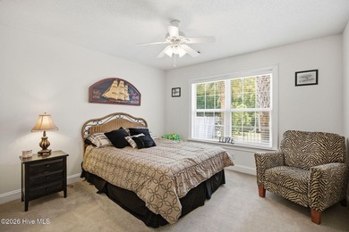 Welcome to Oak Ridge Plantation, where coastal convenience meets - photo 19