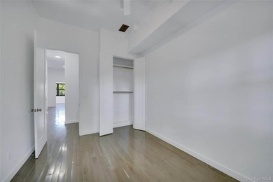 Exceptional opportunity to acquire a comprehensively renovated - photo 22