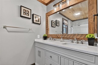 This retreat is the perfect mountain getaway. This remodeled - photo 23