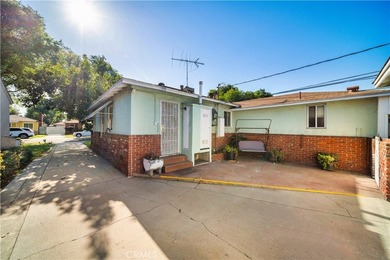 Welcome to 3266 Maine Ave in Long Beach, a truly special home - photo 24