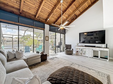 STUNNING WATERFRONT VILLA - COMPLETELY MOVE IN READY WITH - photo 26