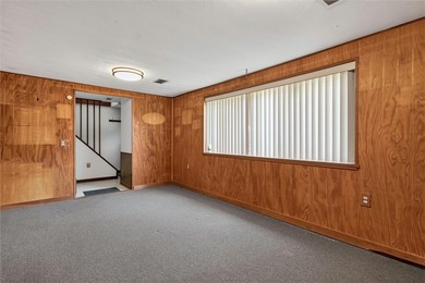 Welcome to this comfortable raised ranch in a very convenient - photo 27