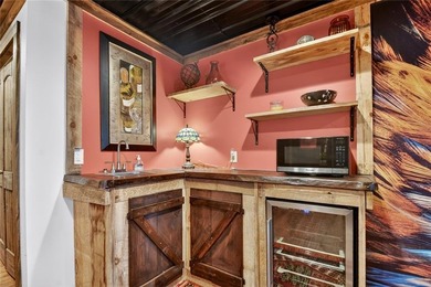 This retreat is the perfect mountain getaway. This remodeled - photo 27
