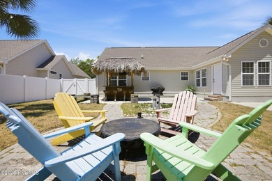Welcome to Oak Ridge Plantation, where coastal convenience meets - photo 32