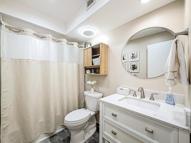STUNNING WATERFRONT VILLA - COMPLETELY MOVE IN READY WITH - photo 33
