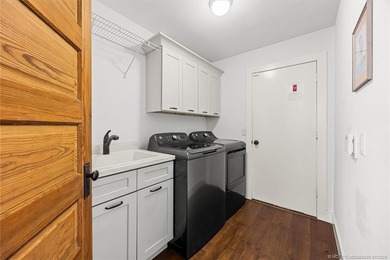 Luxury Living in Harbour Ridge Country Club! Renovated and - photo 35