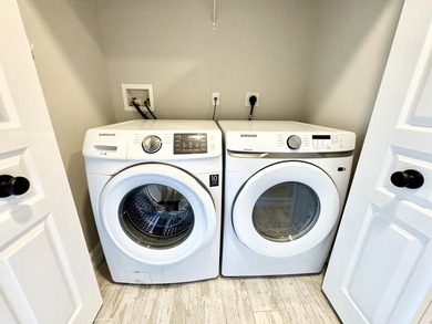 Immaculately Maintained, Like-New 3-Story Townhome In Atlantic - photo 38