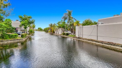 STUNNING WATERFRONT VILLA - COMPLETELY MOVE IN READY WITH - photo 52