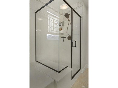 Welcome to this charming 2-bedroom, 2-bath condo in the heart of