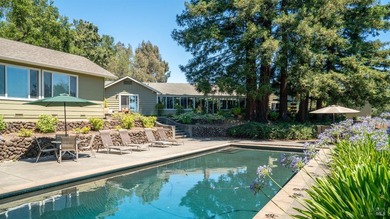 Experience the timeless beauty of Sonoma County at this idyllic - photo 2