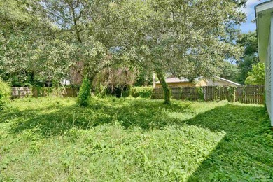 Completely renovated and move-in ready. This 3-bedroom, 2-bath - photo 33