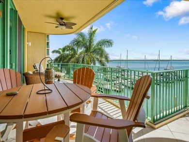Your waterfront backyard awaits at Pier 81. This light-filled - photo 4