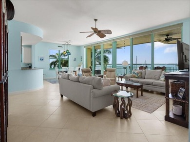Your waterfront backyard awaits at Pier 81. This light-filled - photo 7