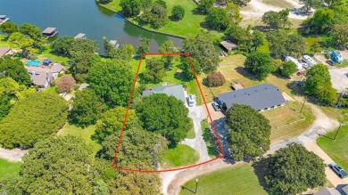 Lake Home For Sale in Corsicana, Texas