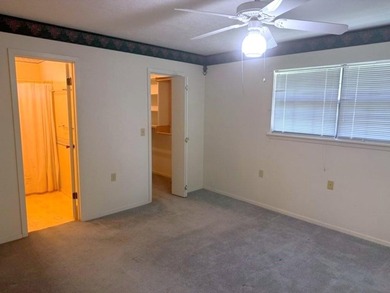WATERFRONT home on the S. end of Toledo Bend Lake? W/ gentle - photo 13