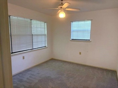 WATERFRONT home on the S. end of Toledo Bend Lake? W/ gentle - photo 15
