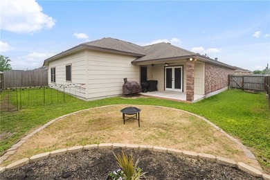Huge Price Cut! Welcome home to this well maintained 4-bedroom - photo 26