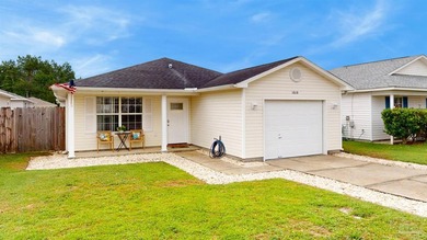 Welcome to this beautifully maintained 3-bedroom, 2-bath home in - photo 31