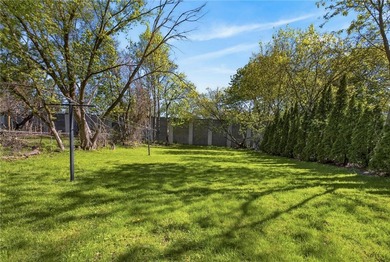 This beautiful home is nestled on a quiet dead-end street, this - photo 5