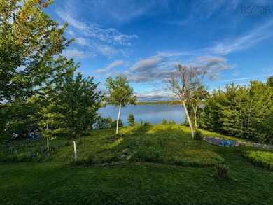 Welcome to an extraordinary turnkey waterfront retreat, where - photo 45