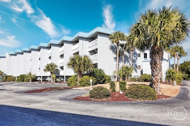 Enjoy coastal living in this recently updated beachside Tybee - photo 1