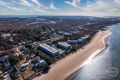 Enjoy coastal living in this recently updated beachside Tybee - photo 10