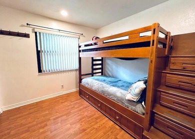 Beautiful home perfect for first-time buyers! This 3 bedroom - photo 15