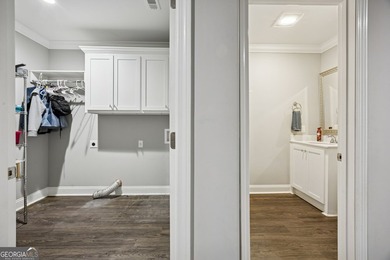 A great value in a Live/Work property ideally located in - photo 17