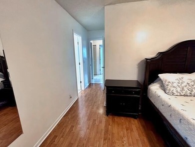 Beautiful home perfect for first-time buyers! This 3 bedroom - photo 27