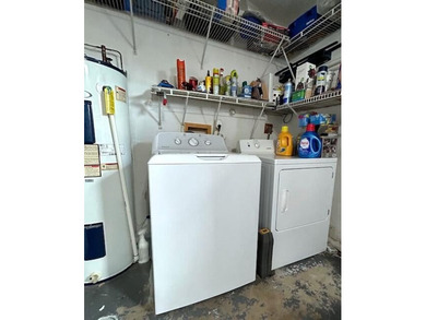 Beautiful home perfect for first-time buyers! This 3 bedroom - photo 32